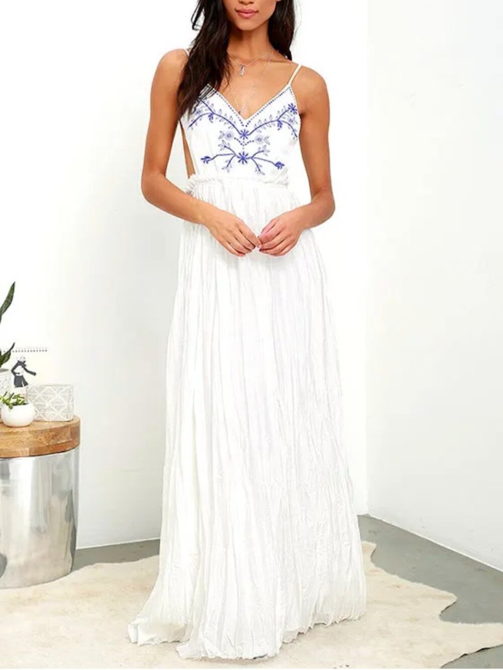 Aesthetic Ivory Embroidered Maxi Dress Lulus Blue Floral Boho Cottagecore Size S
